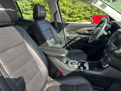 Used 2022 GMC Terrain Denali AWD/4WD image 19