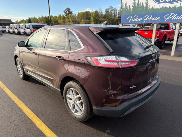 Used 2024 Ford Edge SEL w/ Convenience Package AWD/4WD image 3