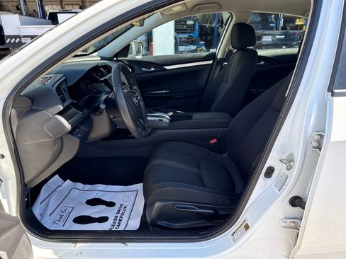 Used 2020 Honda Civic LX image 9