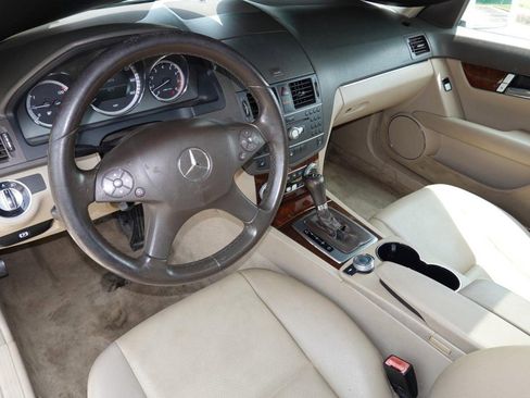 Used 2011 Mercedes-Benz C 300 Sedan image 15