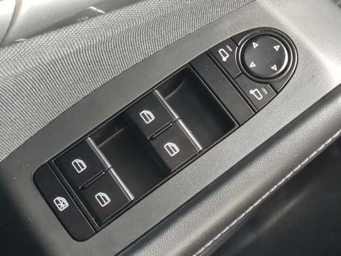 Certified 2025 MAZDA CX-30 AWD 2.5 S image 17