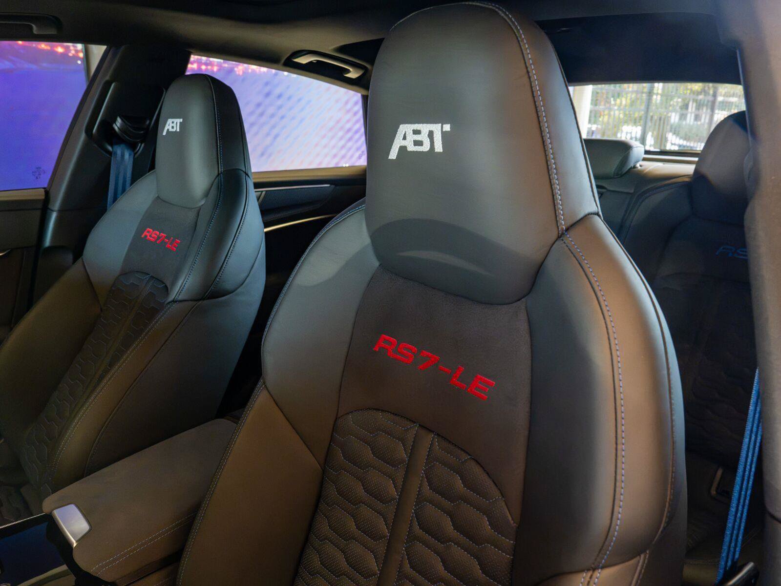 Used 2025 Audi RS 7 performance Sportback AWD/4WD image 59
