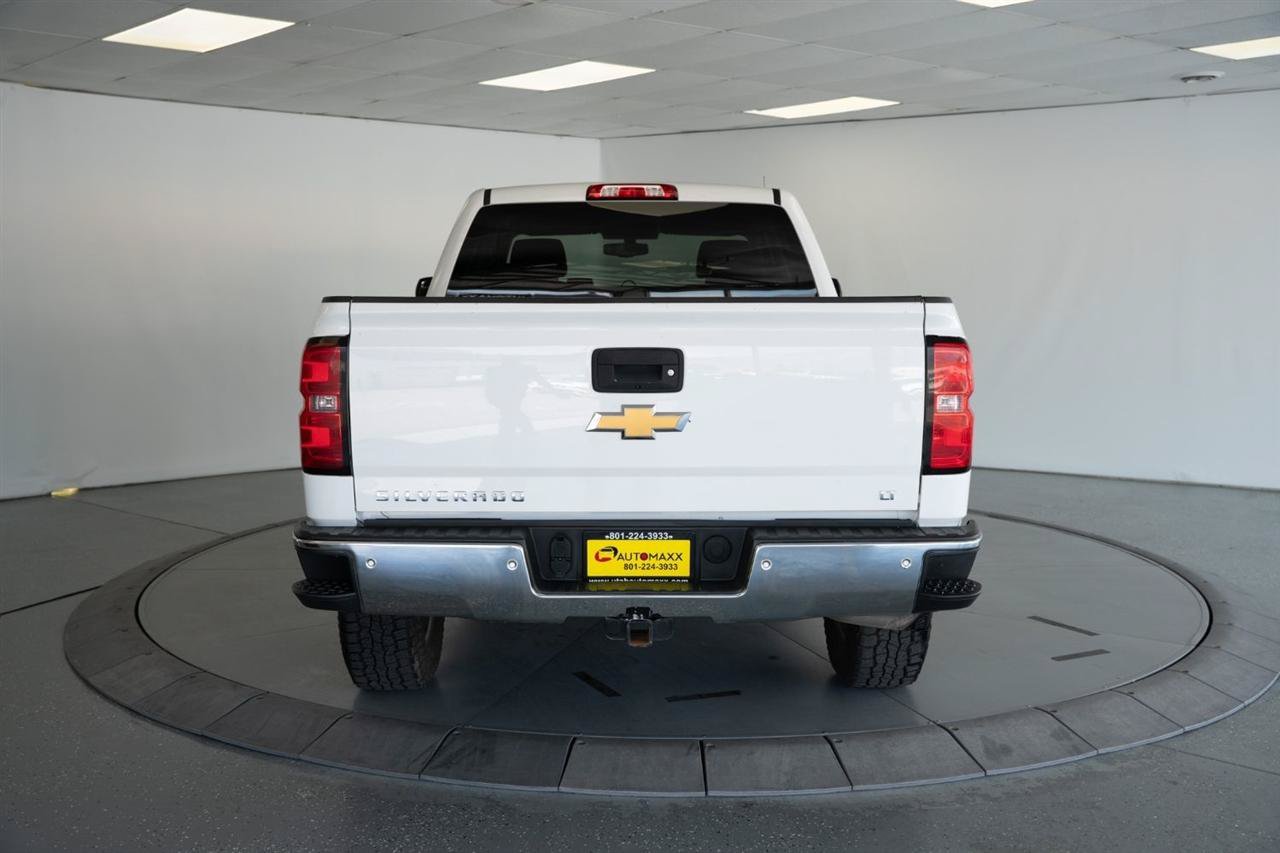 Used 2018 Chevrolet Silverado 1500 LT w/ Trailering Package AWD/4WD image 6