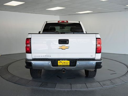 Used 2018 Chevrolet Silverado 1500 LT w/ Trailering Package AWD/4WD image 6