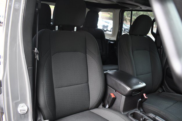 Used 2018 Jeep Wrangler Unlimited Sport AWD/4WD image 26