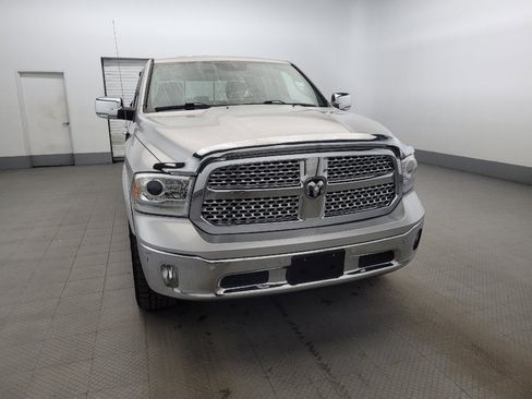 Used 2016 RAM 1500 Laramie w/ Convenience Group image 14
