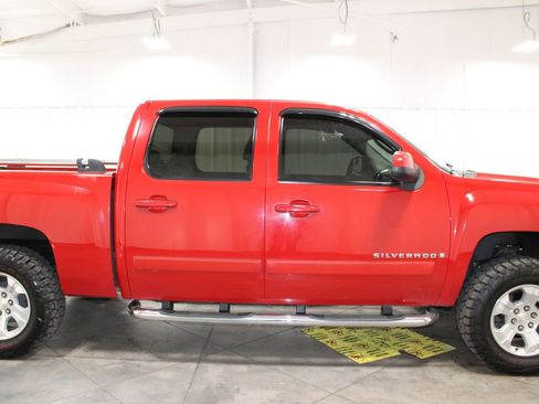 Used 2007 Chevrolet Silverado 1500 LTZ w/ Suspension Package, Off-Road" image 10