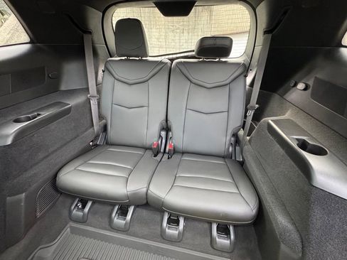 Used 2024 Cadillac XT6 Premium Luxury AWD/4WD image 20
