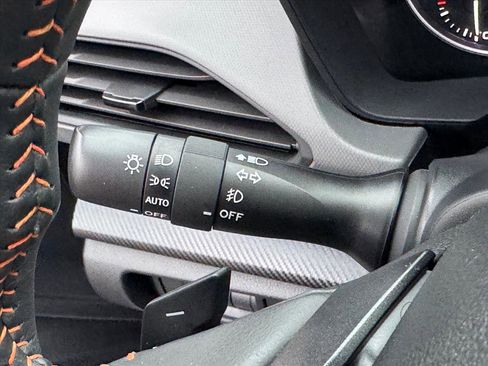 Used 2024 Subaru Crosstrek 2.5i Limited image 16