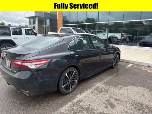 Used 2018 Toyota Camry XSE FWD image 6