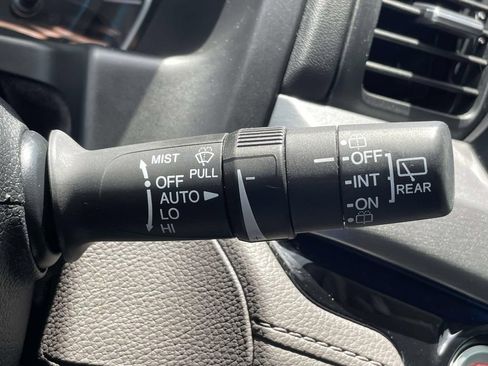 Used 2018 Honda Odyssey Elite image 24