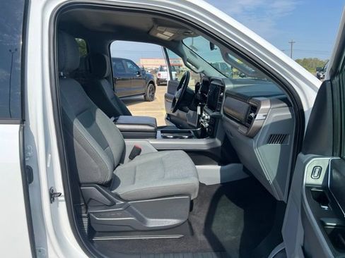 Used 2025 Ford F150 XLT w/ Equipment Group 301A Standard AWD/4WD image 17