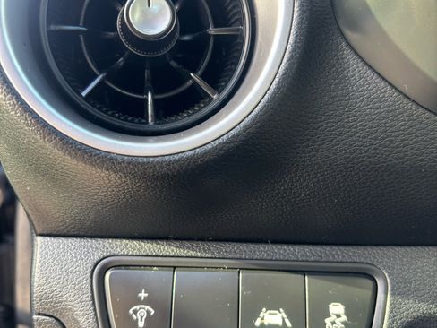 Used 2020 Kia Forte LXS image 9