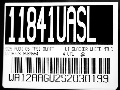 Used 2025 Audi Q5 Premium Plus w/ Premium Plus image 26