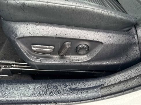 Used 2024 Toyota Camry SE image 17