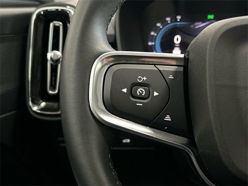 Certified 2025 Volvo XC40 B5 Plus image 13
