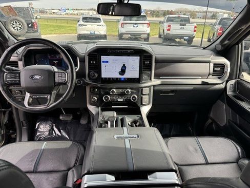 Used 2024 Ford F150 Platinum image 33