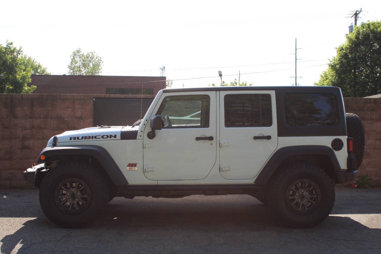 Used 2013 Jeep Wrangler Unlimited Rubicon AWD/4WD image 2