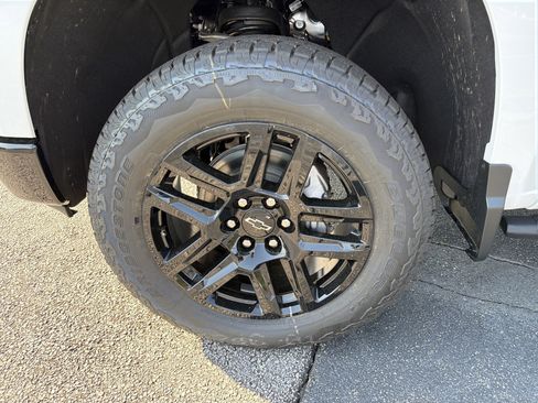 New 2026 Chevrolet Silverado 1500 LT Trail Boss image 11