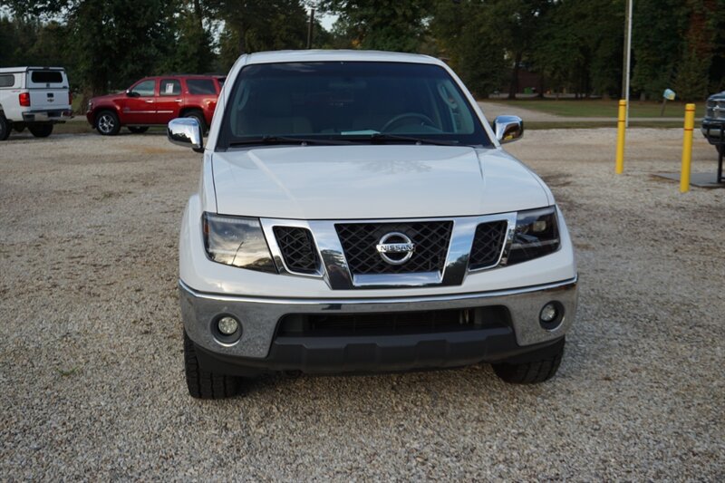 Used 2009 Nissan Frontier SE w/ SE Value Truck Pkg RWD image 5