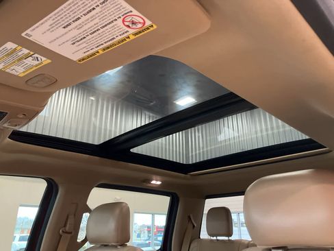 Used 2017 Ford F250 Lariat w/ Lariat Ultimate Package image 14