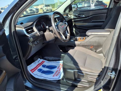 Used 2020 GMC Acadia SLE AWD/4WD image 15