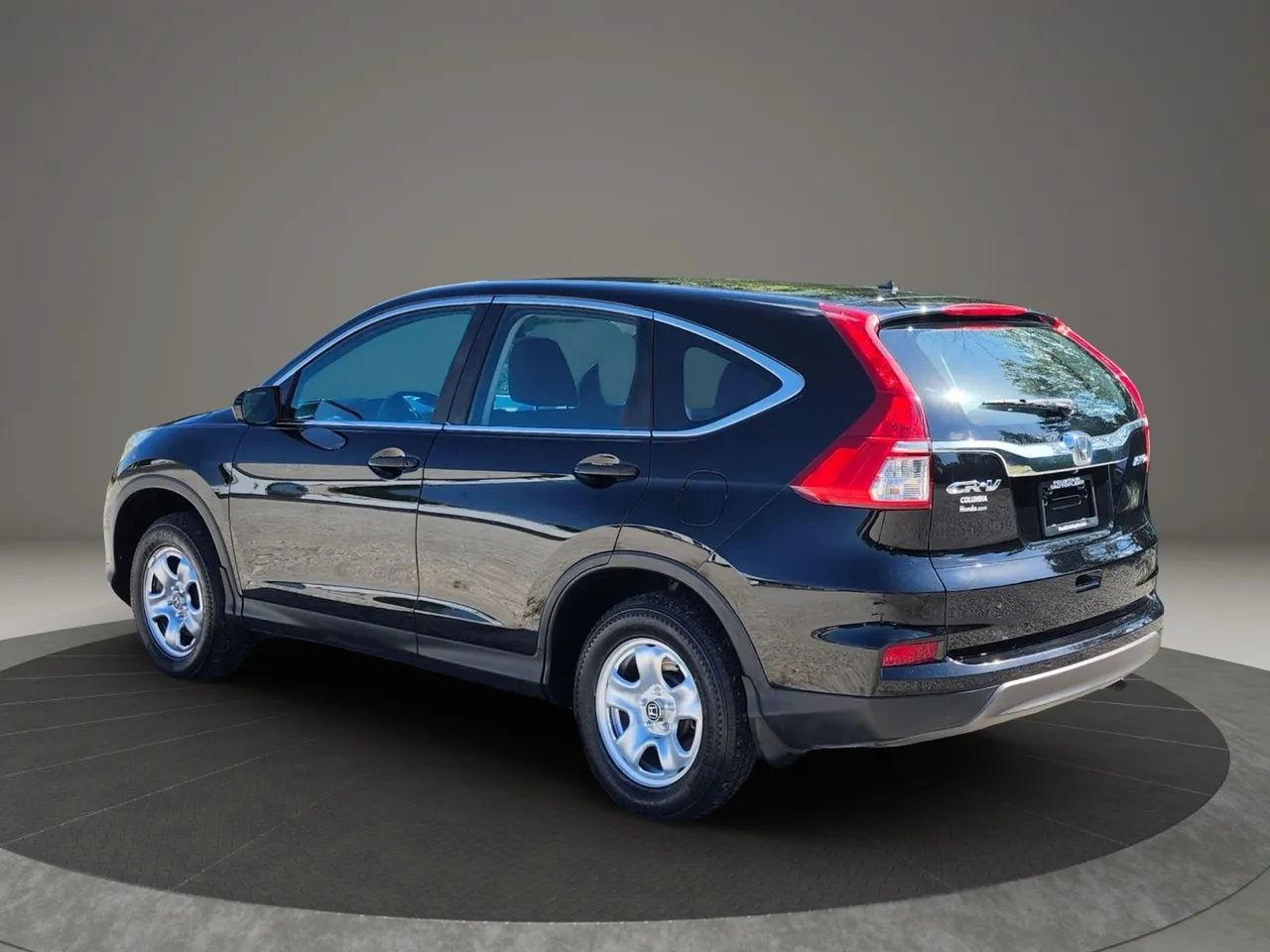 Used 2015 Honda CR-V LX image 3
