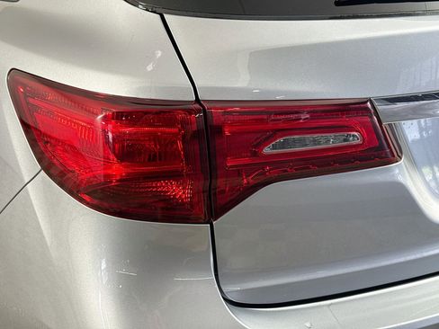 Used 2020 Acura MDX w/ Technology Package AWD/4WD image 36