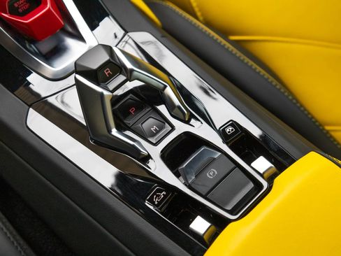 Used 2024 Lamborghini Huracan EVO image 67