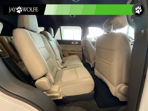 Used 2013 Ford Explorer XLT FWD image 19
