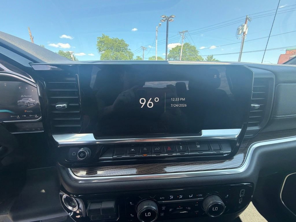 Used 2026 Chevrolet Silverado 1500 RST AWD/4WD image 27