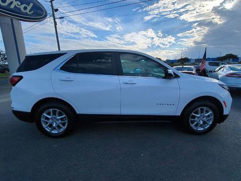 Used 2024 Chevrolet Equinox LT image 3