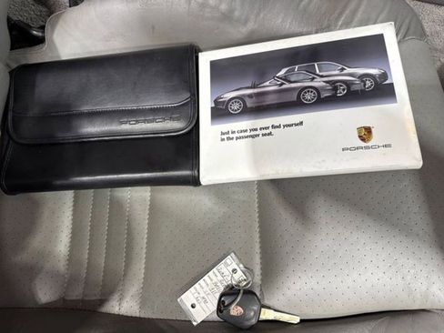 Used 2004 Porsche 911 Carrera image 97