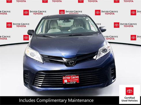 Certified 2019 Toyota Sienna L image 2