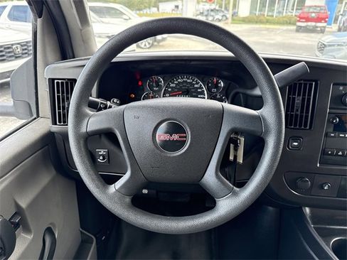 Used 2019 GMC Savana 3500 Extended image 16