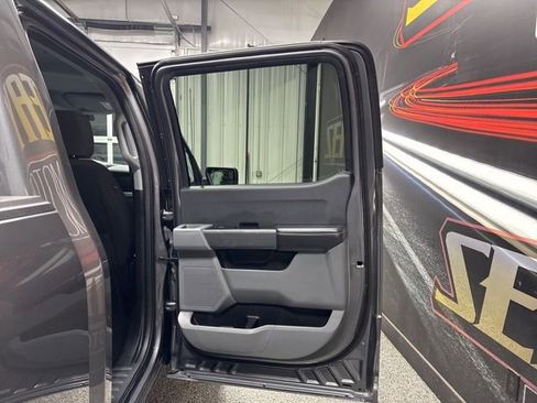 Used 2023 Ford F150 XLT image 23