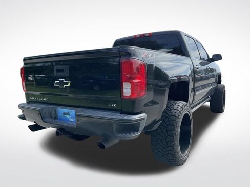 Used 2018 Chevrolet Silverado 1500 LTZ Z71 w/ LTZ Plus Package AWD/4WD image 6