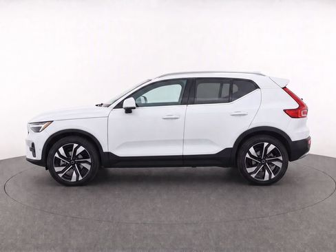 Used 2024 Volvo XC40 B5 Ultimate w/ Climate Package AWD/4WD image 6