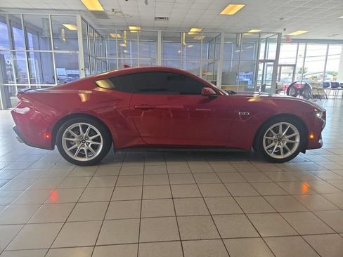 Used 2024 Ford Mustang GT Premium RWD image 9
