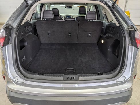 Used 2024 Ford Edge SEL image 13