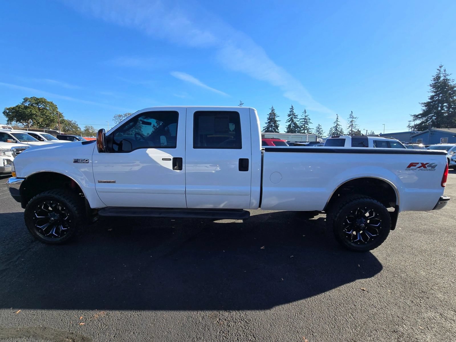Used 2004 Ford F350 Lariat AWD/4WD image 2