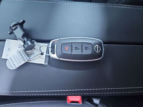 New 2026 Nissan Rogue S image 28