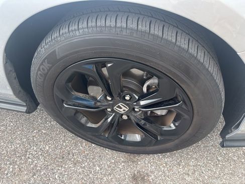 Used 2025 Honda Accord SE image 8