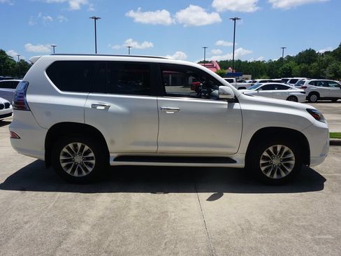 Used 2022 Lexus GX 460 Premium AWD/4WD image 25