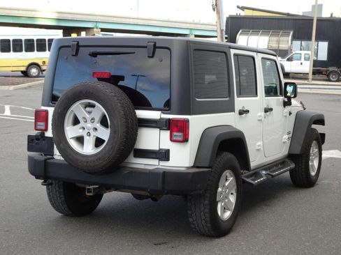 Used 2016 Jeep Wrangler Unlimited Sport w/ Quick Order Package 24S AWD/4WD image 7