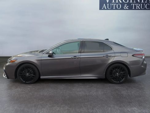 Used 2021 Toyota Camry XSE FWD image 2