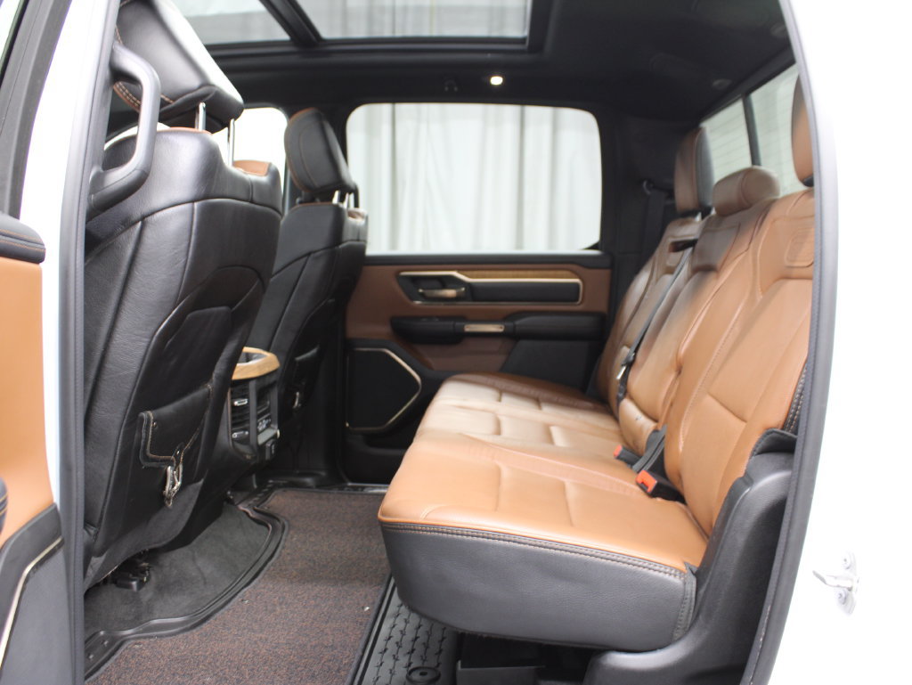 Used 2024 RAM 1500 Limited AWD/4WD image 17