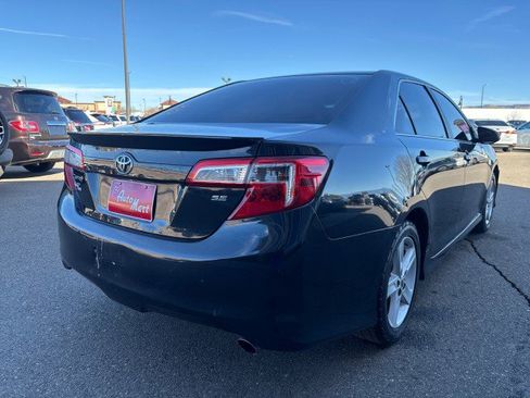 Used 2012 Toyota Camry SE image 5