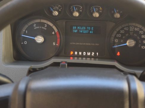 Used 2014 Ford F550 4x4 Crew Cab Super Duty image 26