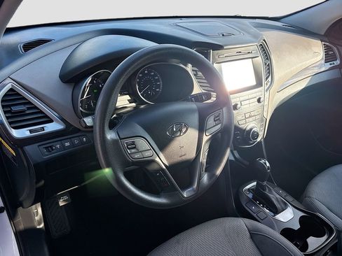 Used 2018 Hyundai Santa Fe Sport w/ 2.4L Value Package 02 image 9